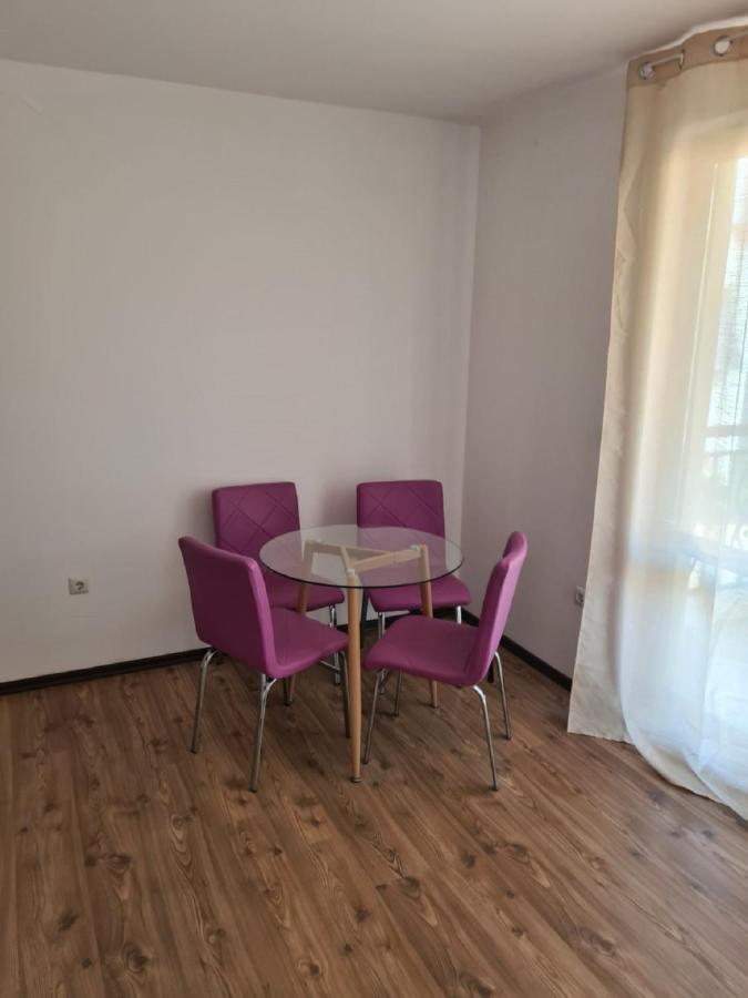 Sea Shore Apartment Sveti Vlas Exterior photo